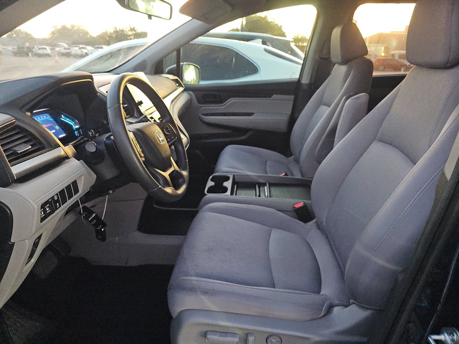 Used 2022 Honda Odyssey EX image 7