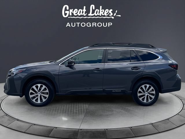 Certified 2025 Subaru Outback Premium AWD/4WD image 2