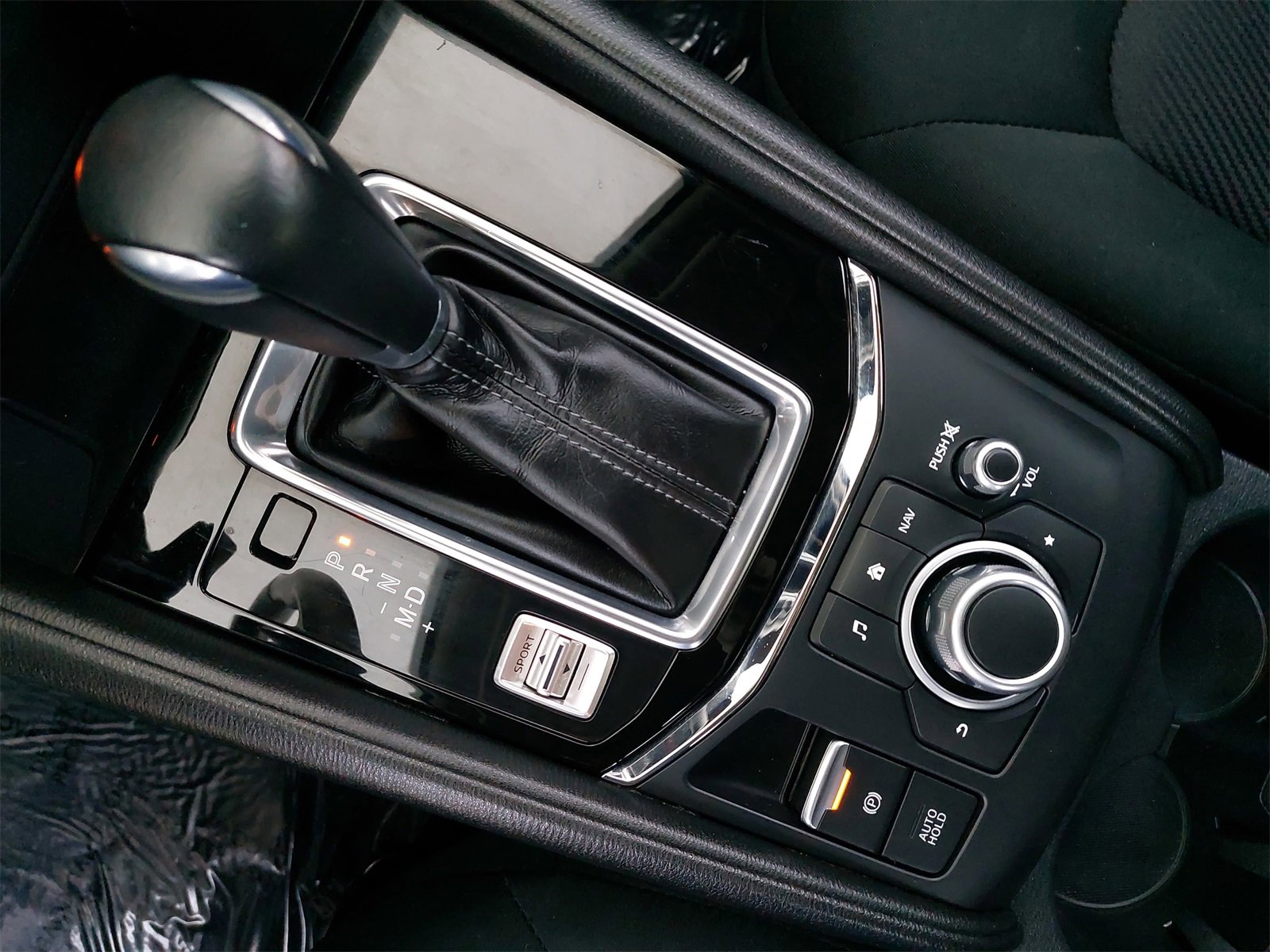 Used 2018 MAZDA CX-5 Sport image 25