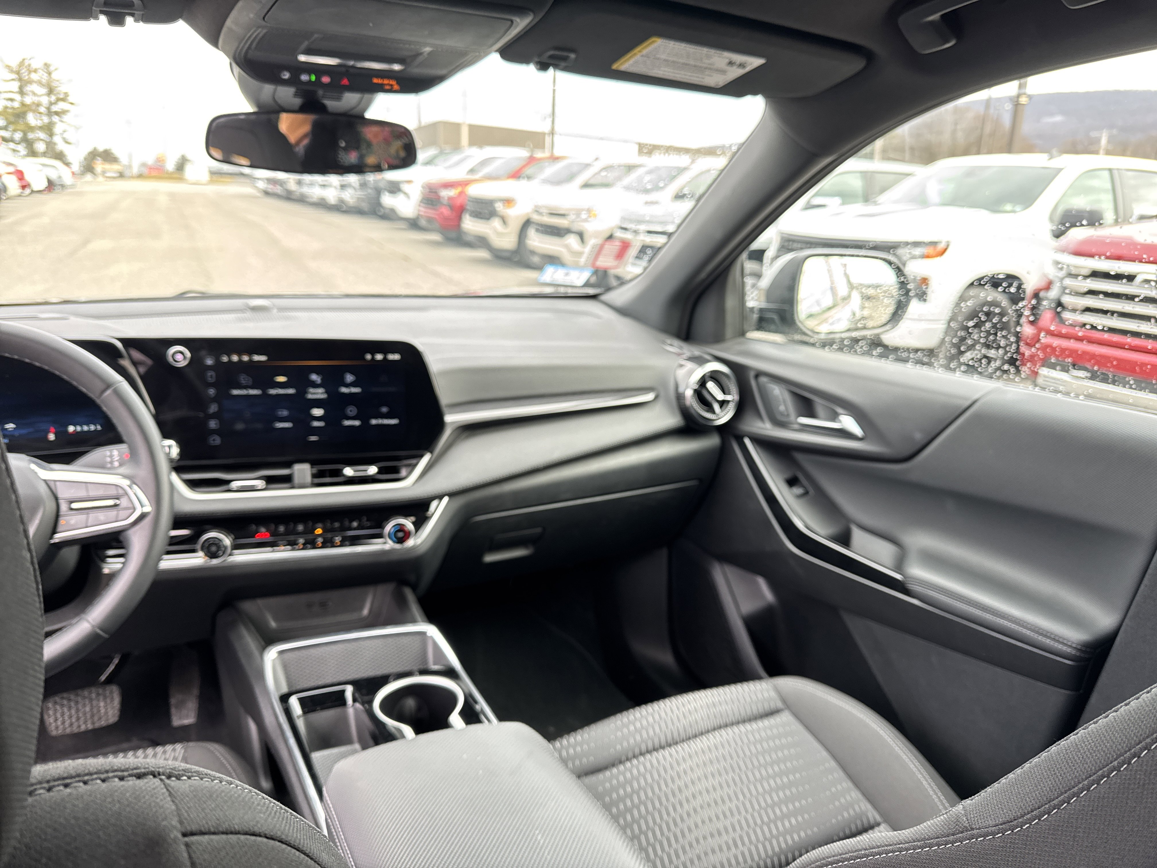 Used 2025 Chevrolet Equinox LT image 15