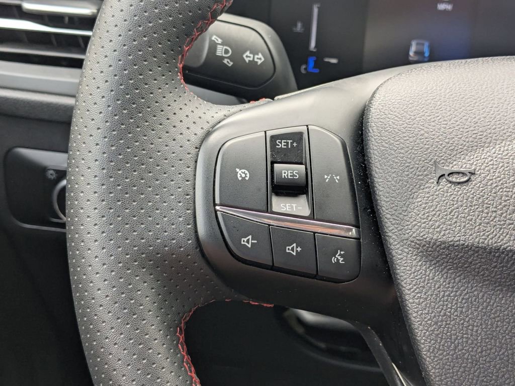 Used 2025 Ford Escape ST-Line AWD/4WD image 15