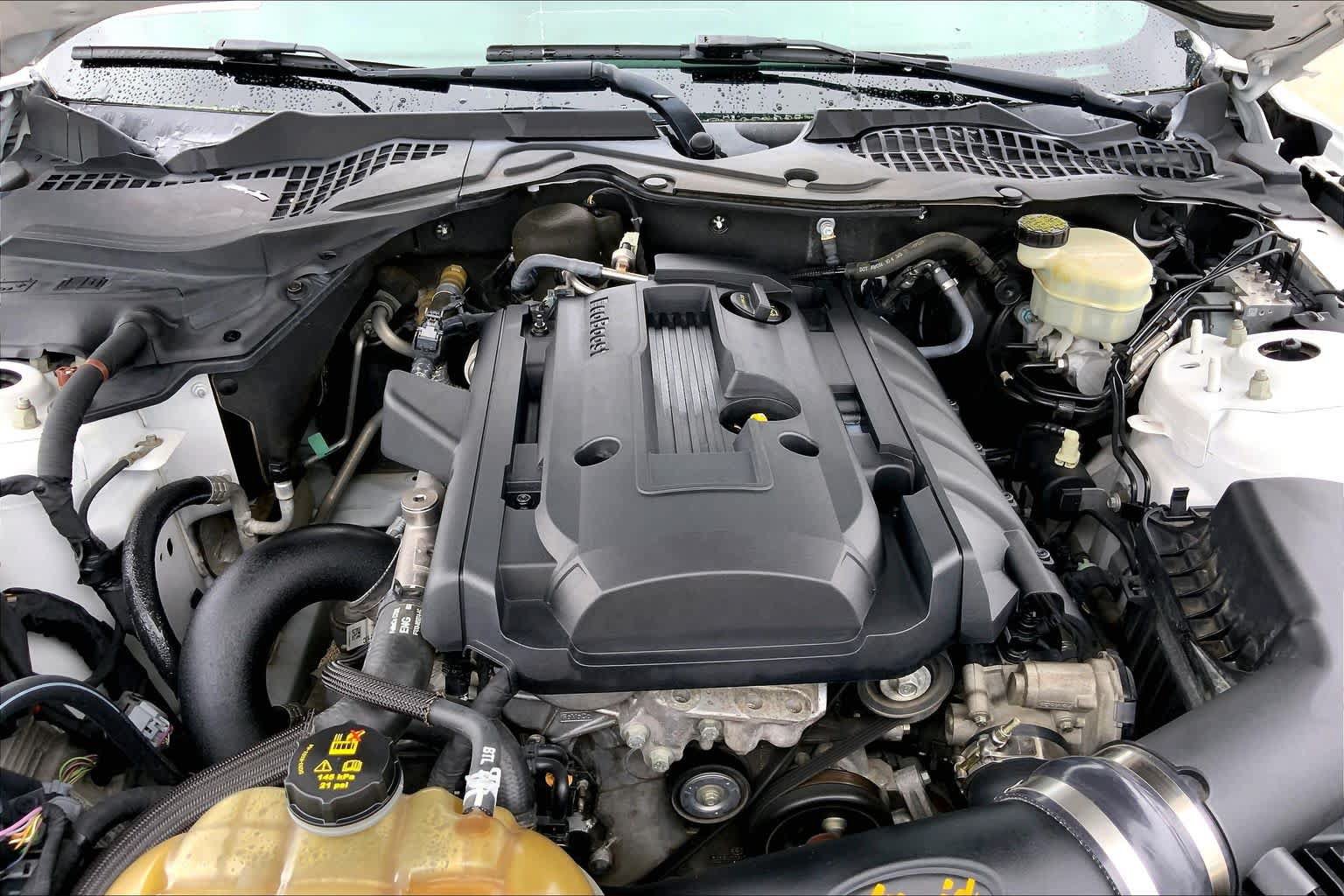 Used 2015 Ford Mustang Coupe RWD image 26