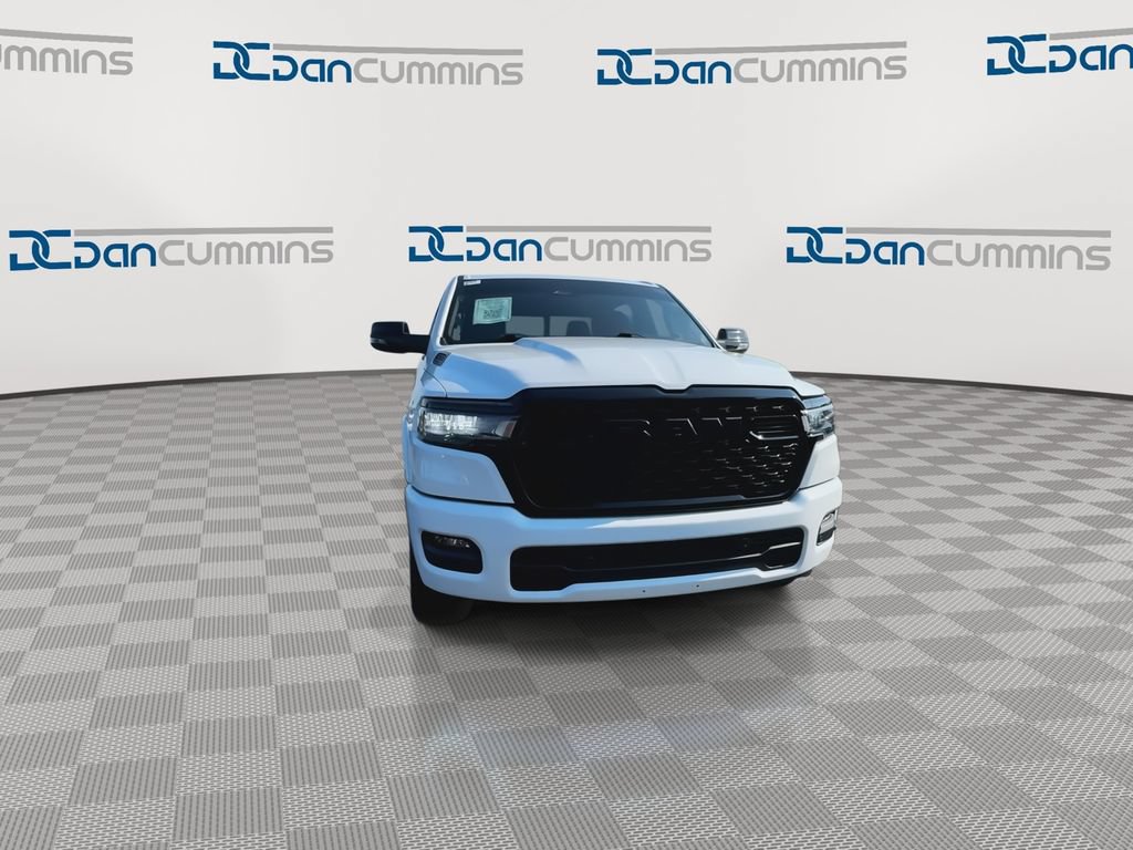 Used 2025 RAM 1500 Big Horn AWD/4WD image 3