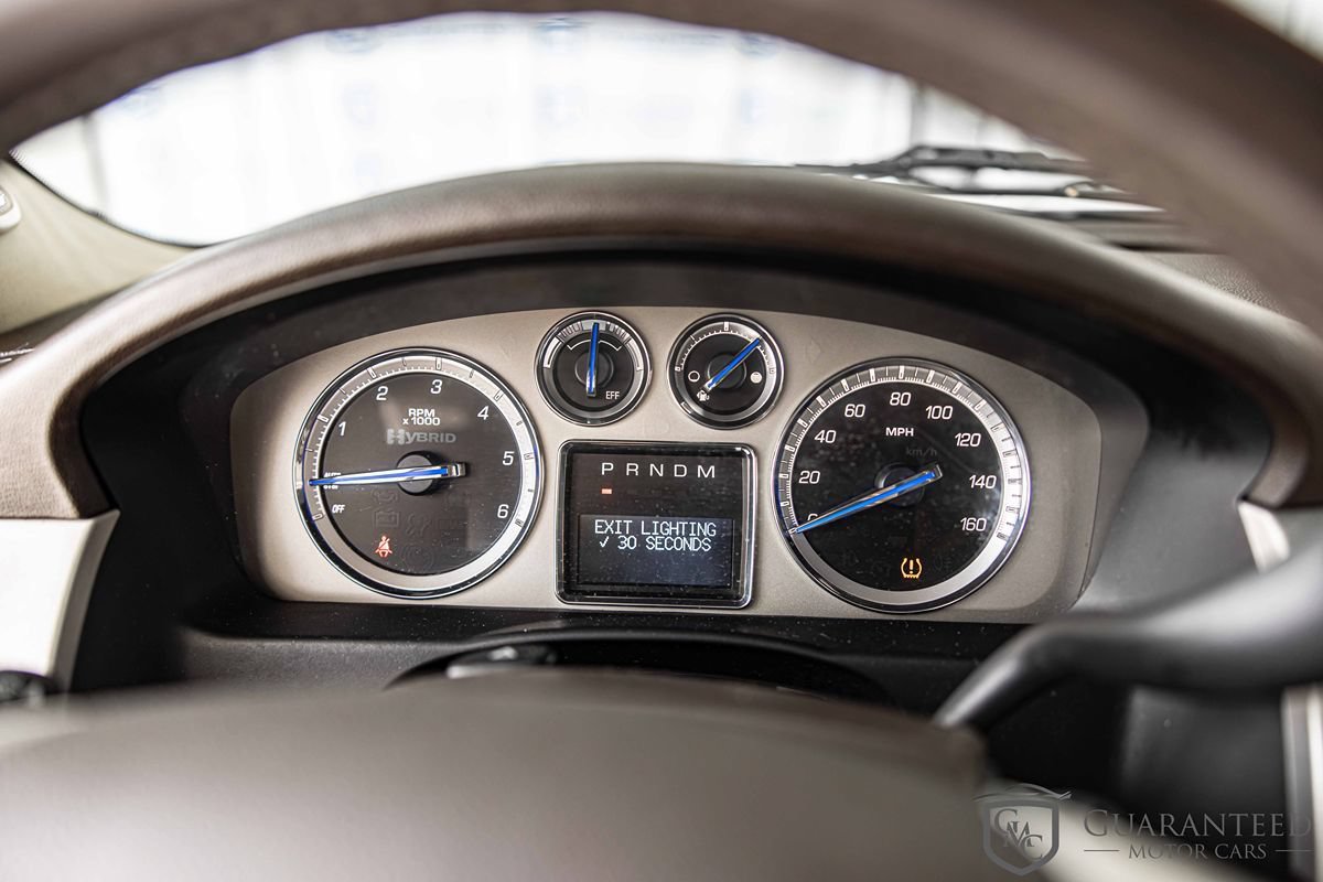 Used 2010 Cadillac Escalade 2WD Hybrid image 25