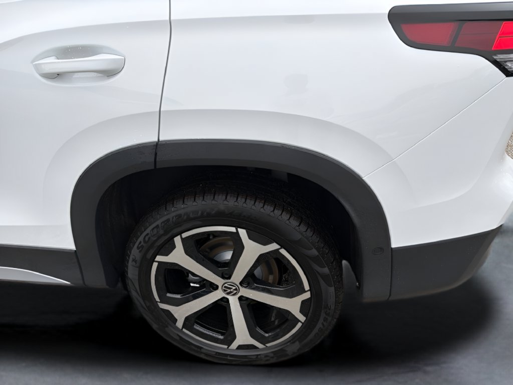 New 2026 Volkswagen Tiguan SE AWD/4WD image 35