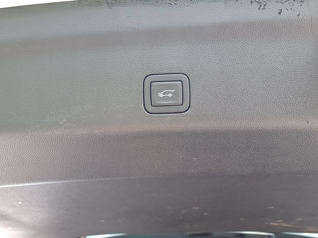 Used 2024 Chevrolet Tahoe LT AWD/4WD image 14