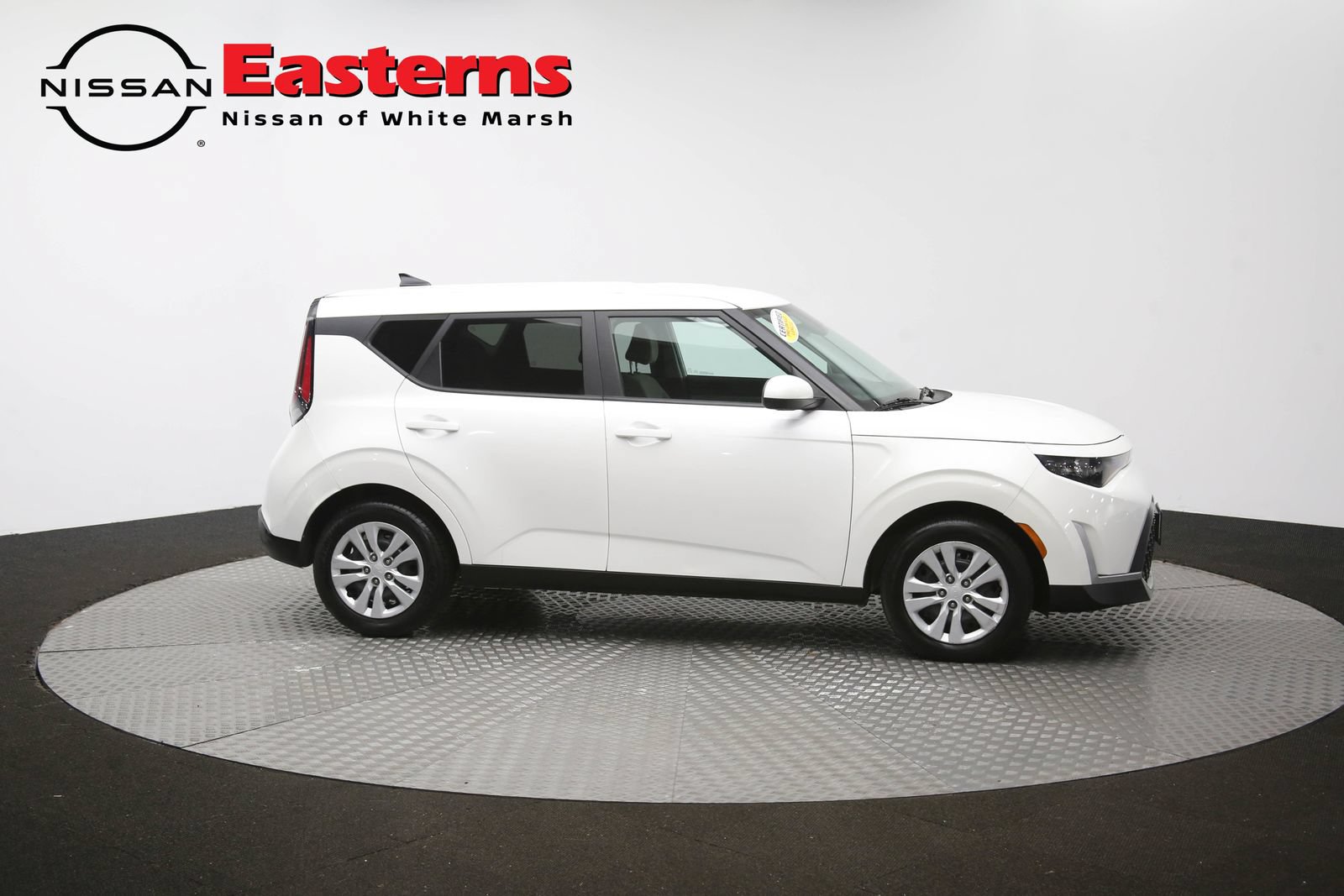 Used 2023 Kia Soul FWD image 44