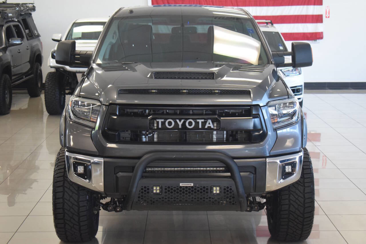 Used 2016 Toyota Tundra SR5 w/ TRD Off Road Package AWD/4WD image 8