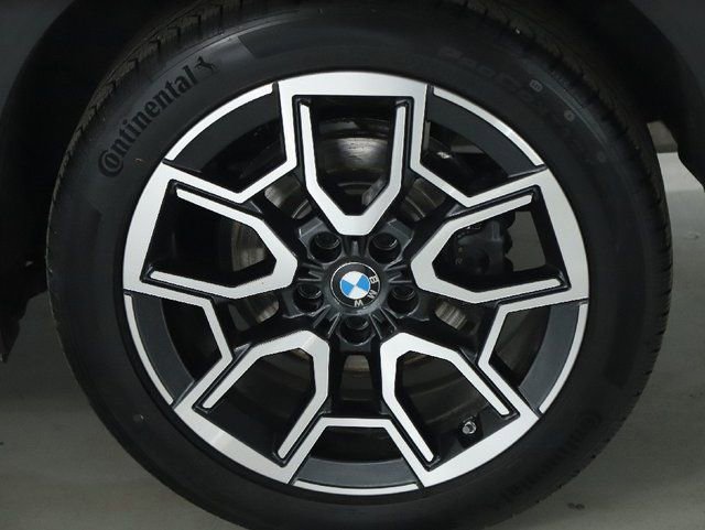Certified 2025 BMW X2 xDrive28i w/ Premium Package image 41