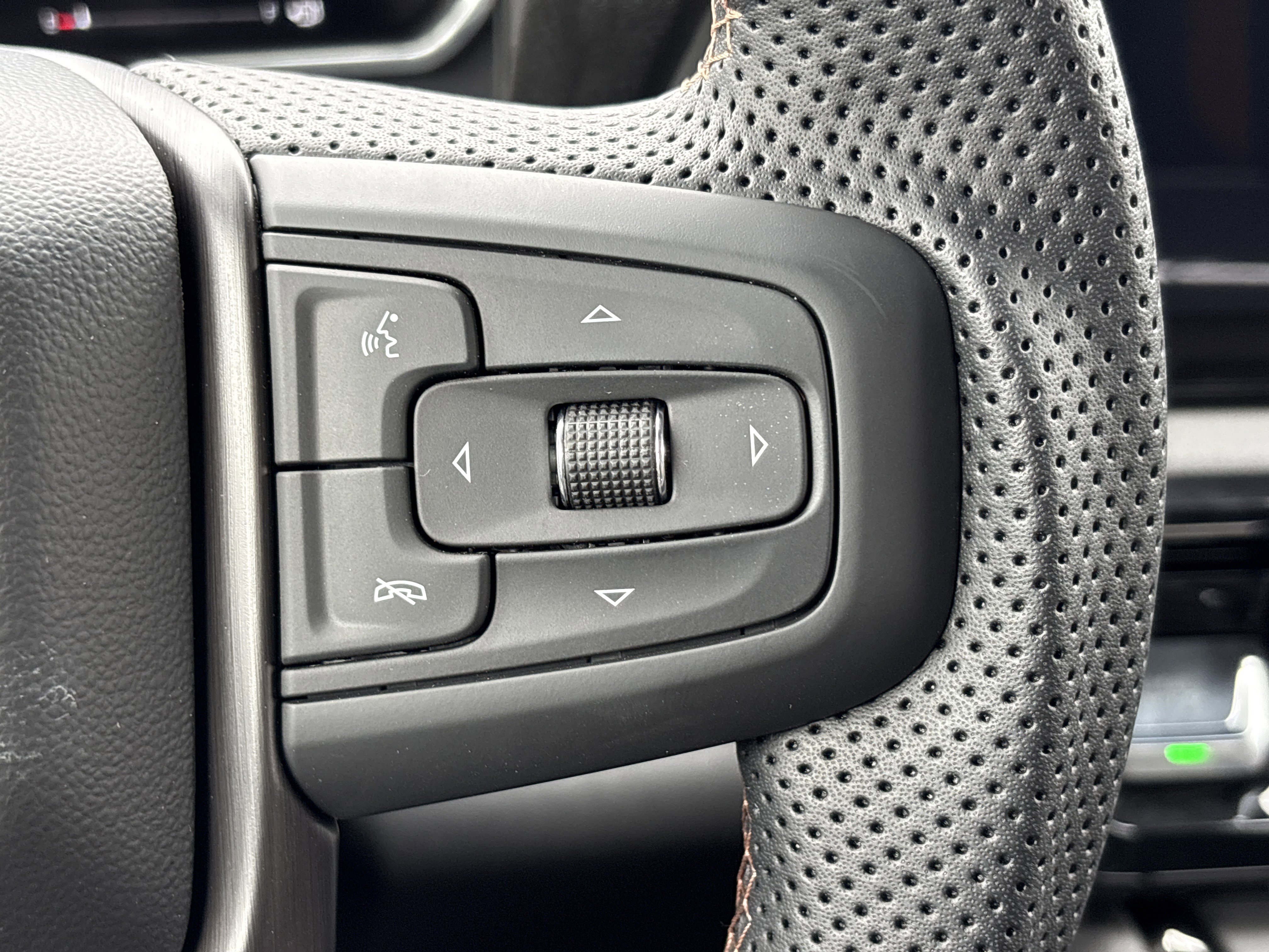 New 2026 GMC Sierra 2500 AT4 w/ Technology Package image 22