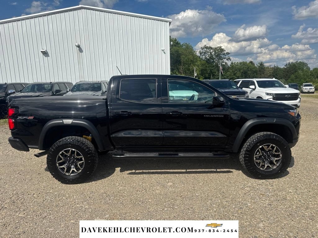 Used 2025 Chevrolet Colorado ZR2 w/ Technology Package AWD/4WD image 7