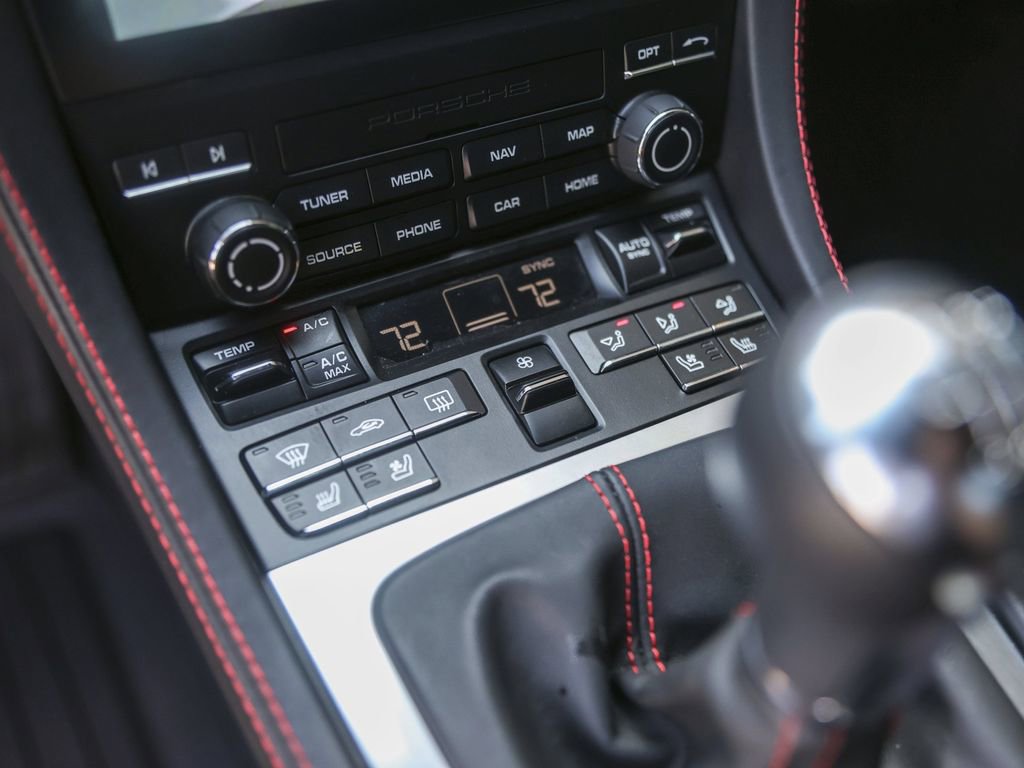 Certified 2025 Porsche 718 Cayman S image 28