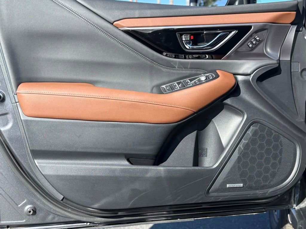 Used 2025 Subaru Outback Touring image 17