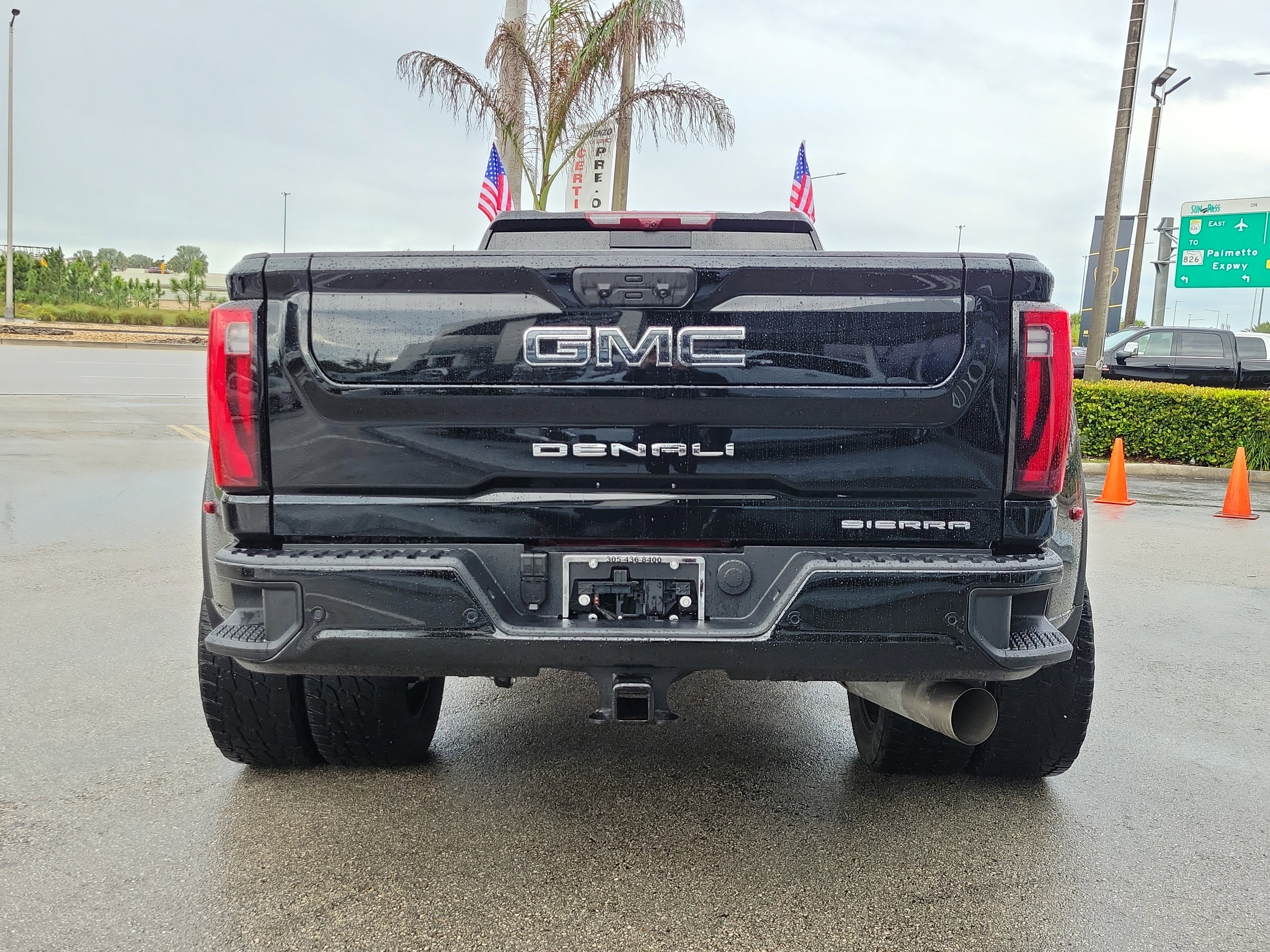 Used 2025 GMC Sierra 3500 Denali Ultimate image 6