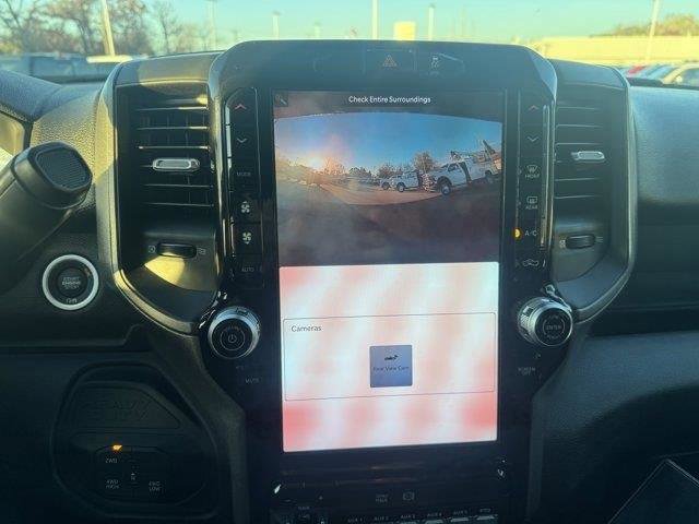 New 2025 RAM 5500 Tradesman AWD/4WD image 32