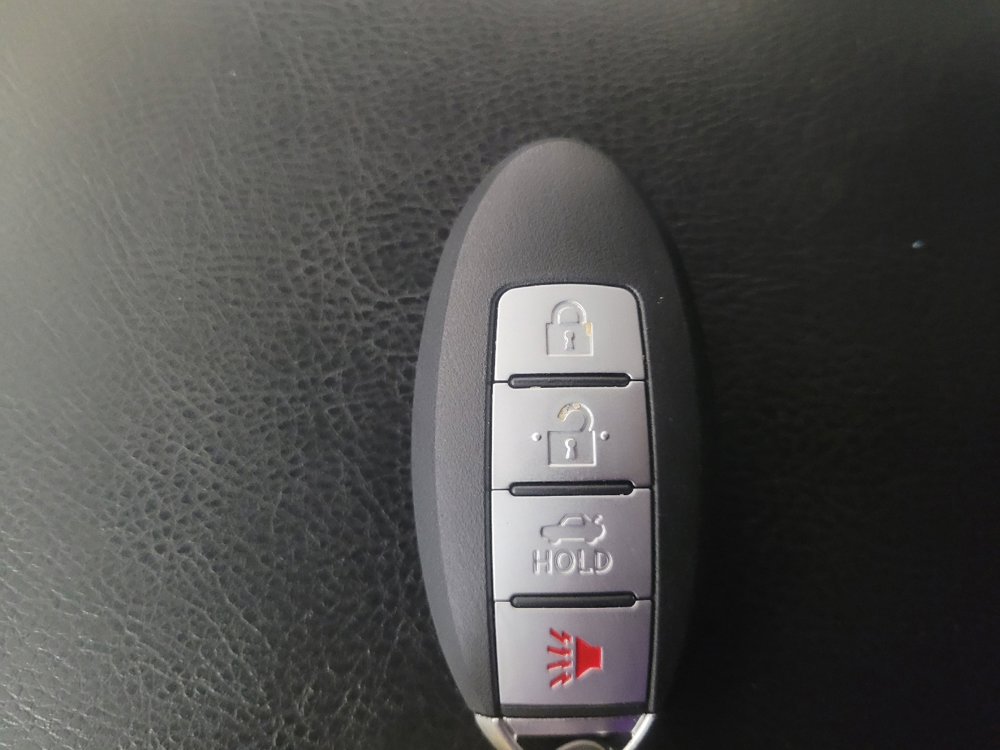 Used 2019 Nissan Pathfinder Platinum FWD image 32
