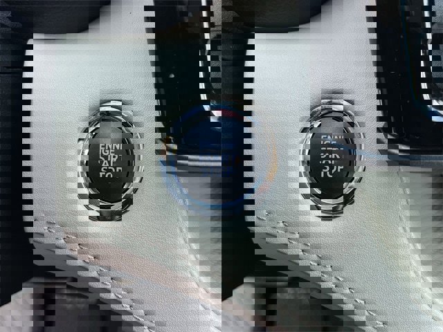 Used 2023 Toyota Highlander XLE image 23