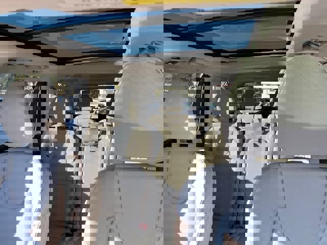 Used 2016 Volvo XC90 T6 Momentum w/ Momentum Plus Package image 5