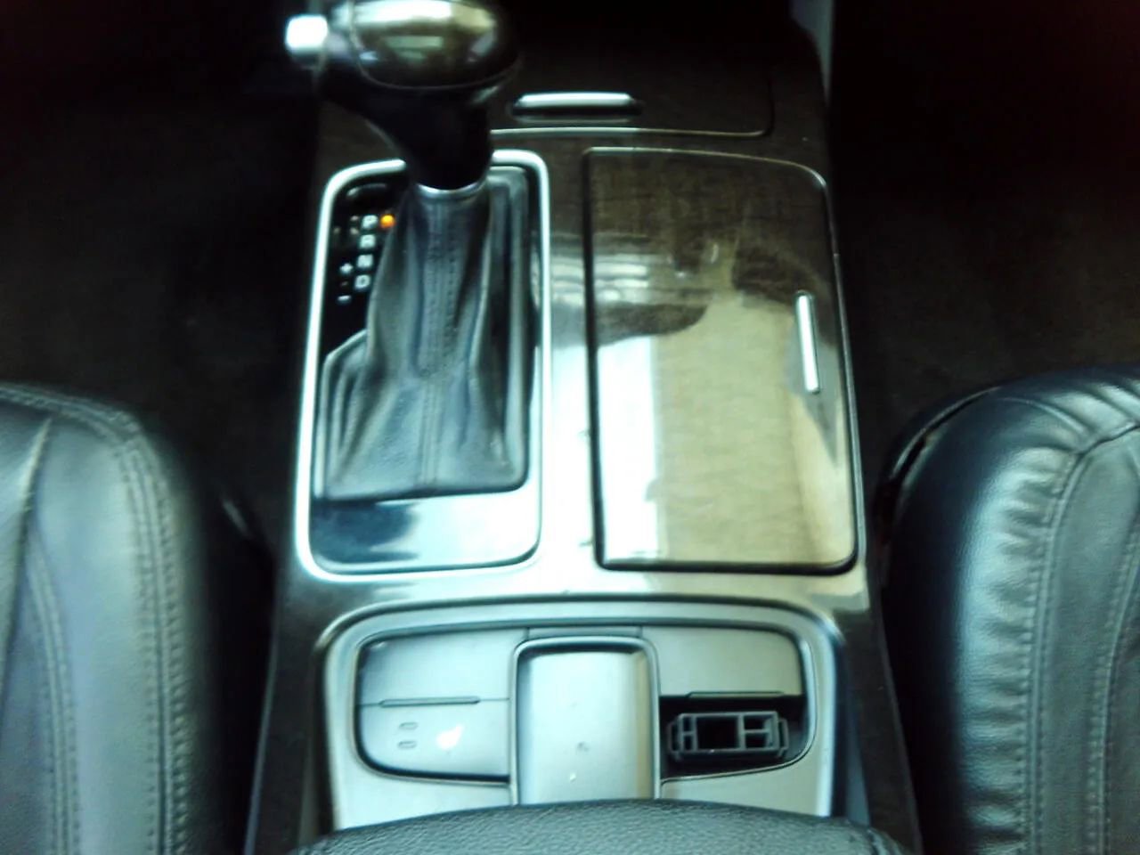 Used 2015 Kia Cadenza Premium FWD image 22