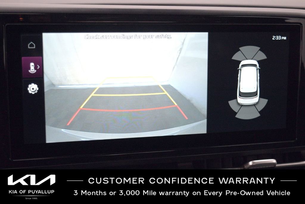 Used 2024 Kia Carnival EX FWD image 23
