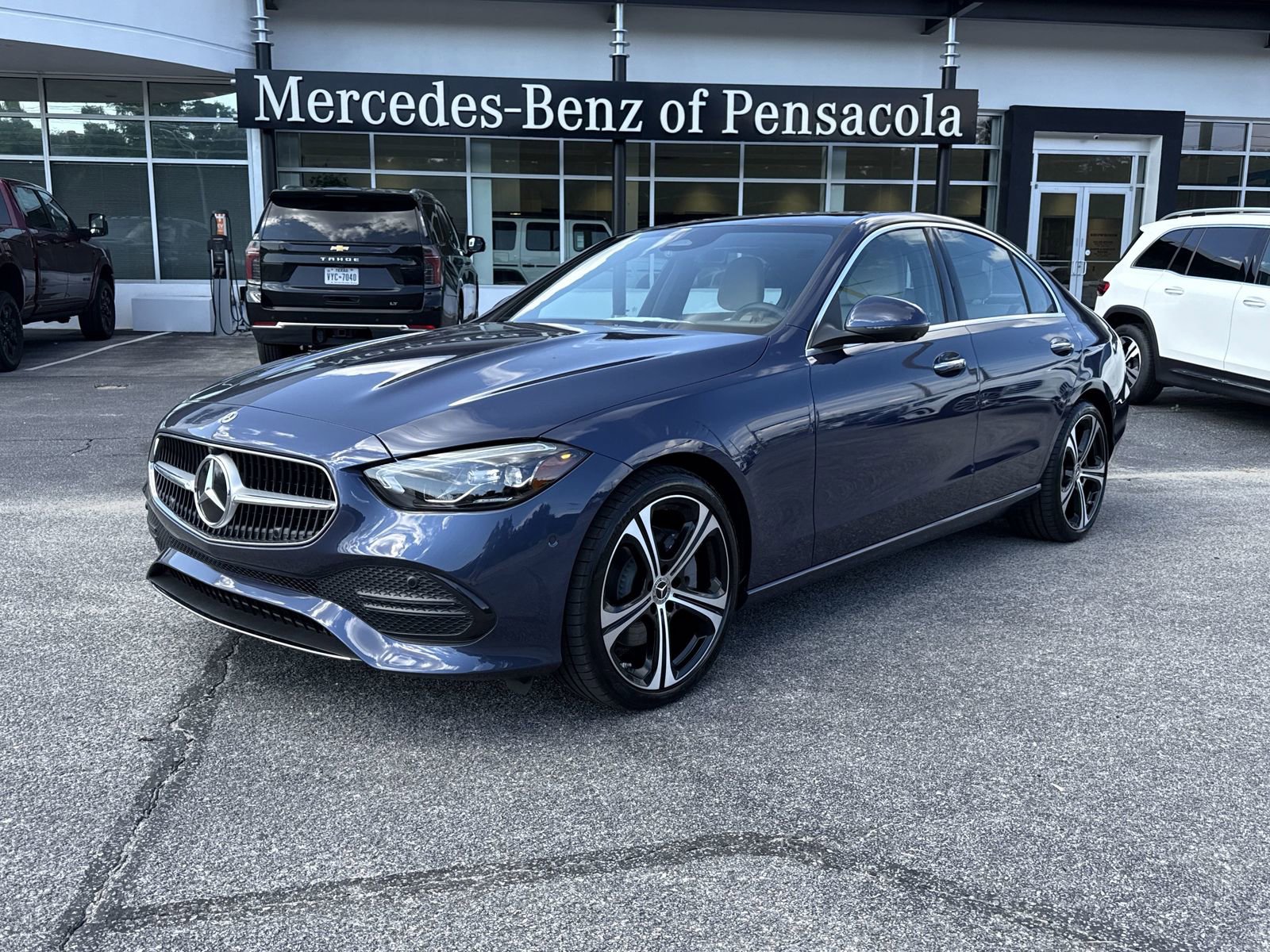New 2025 Mercedes-Benz C 300 Sedan image 1