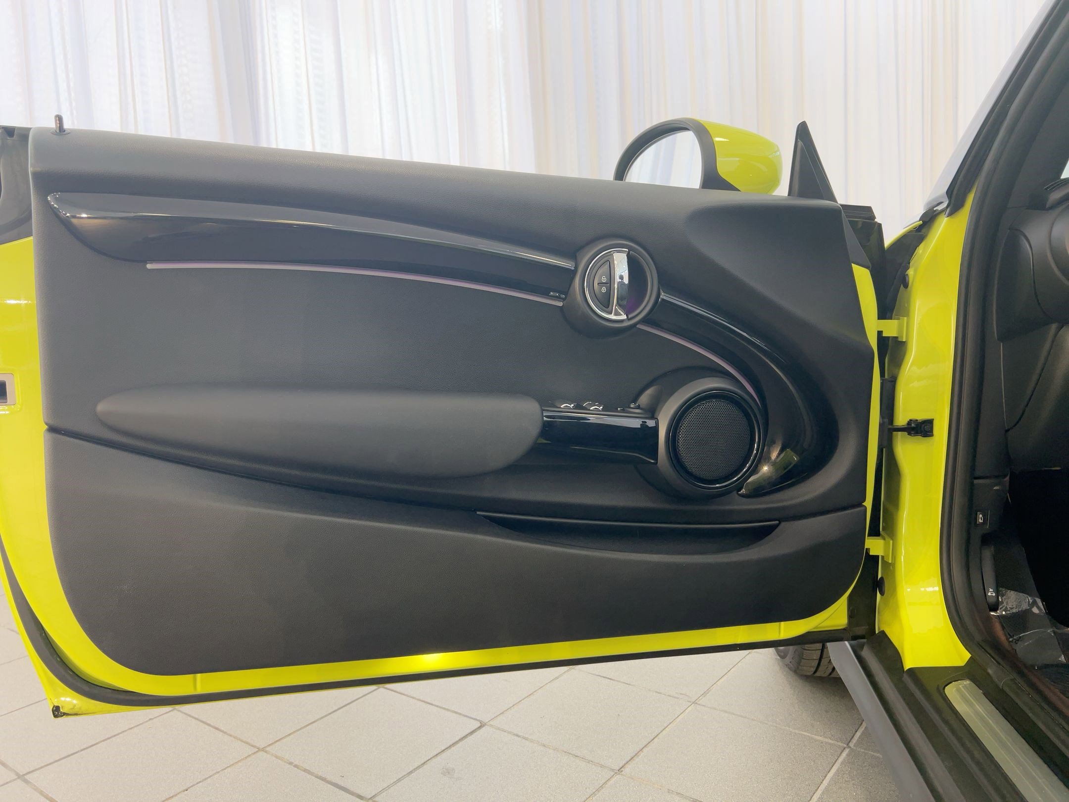 Used 2022 MINI Cooper Convertible image 21