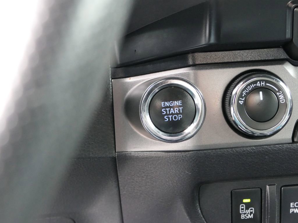 Used 2021 Toyota Tacoma TRD Off-Road w/ Technology Package image 16