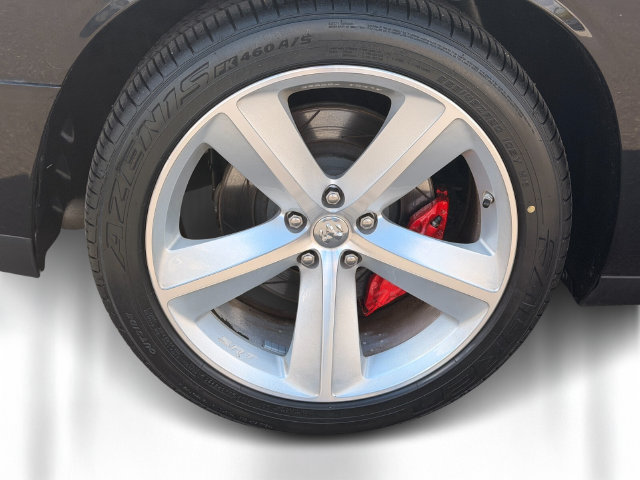 Used 2010 Dodge Challenger SRT8 w/ SRT Option Group II RWD image 6