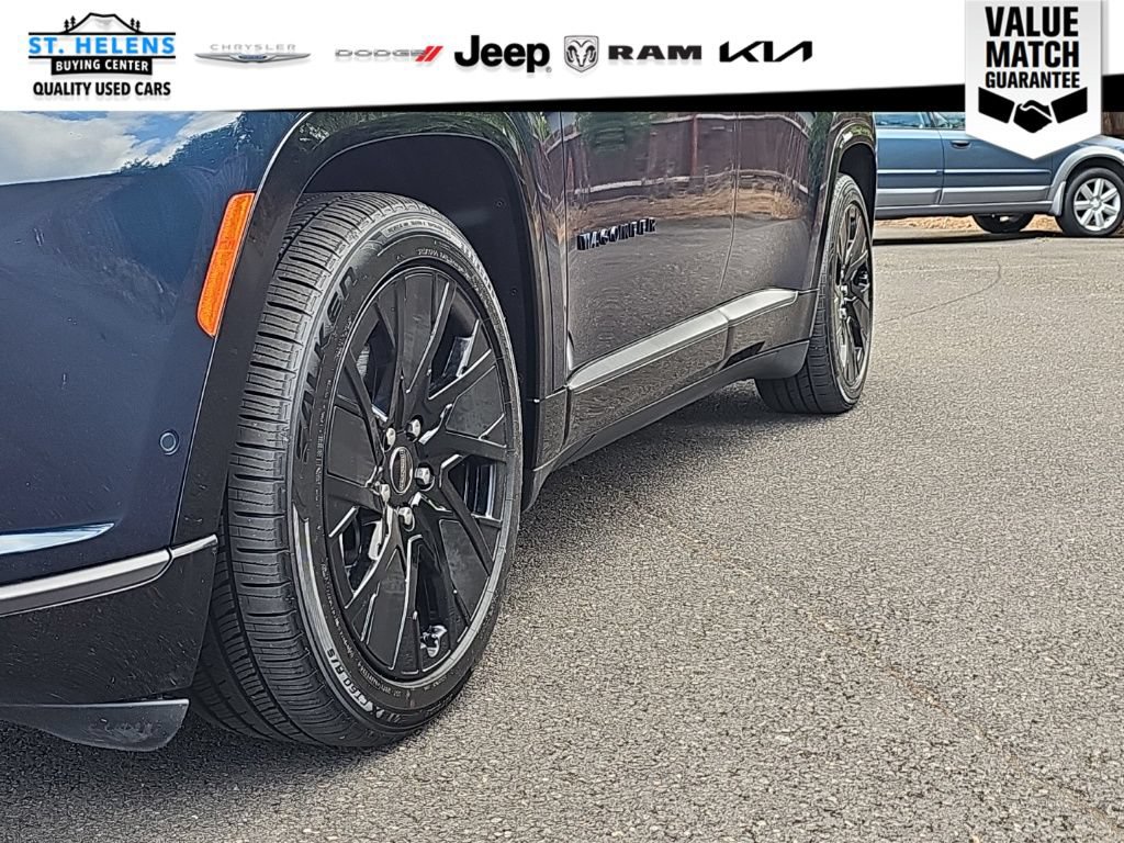 Used 2024 Jeep Wagoneer Limited AWD/4WD image 11