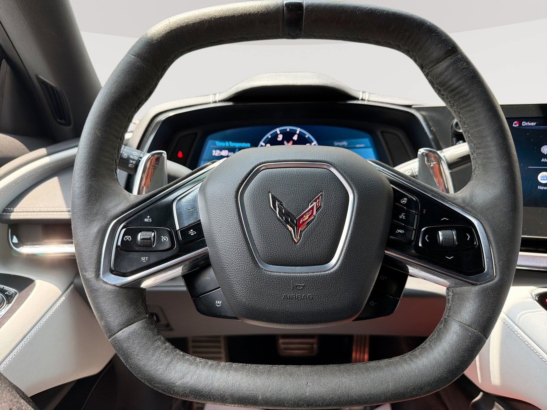 Used 2024 Chevrolet Corvette Stingray Preferred Cpe w/ Z51 Performance Package RWD image 11