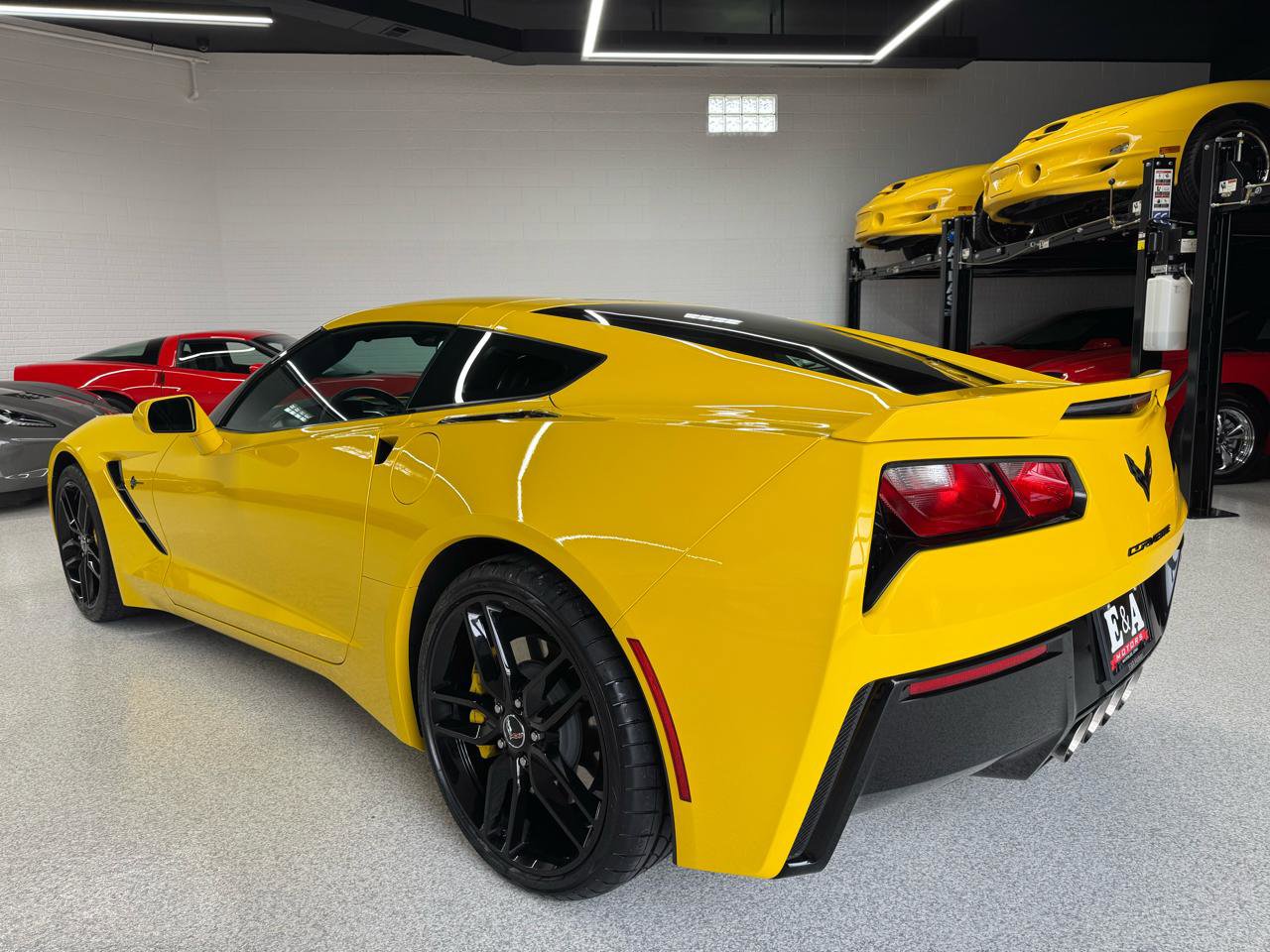 Used 2015 Chevrolet Corvette Stingray Coupe w/ 2LT Preferred Equipment Group image 11