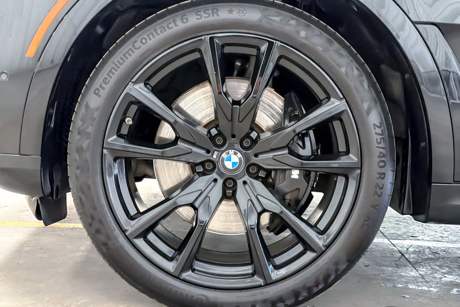 Used 2024 BMW X7 xDrive40i w/ M Sport Package AWD/4WD image 27