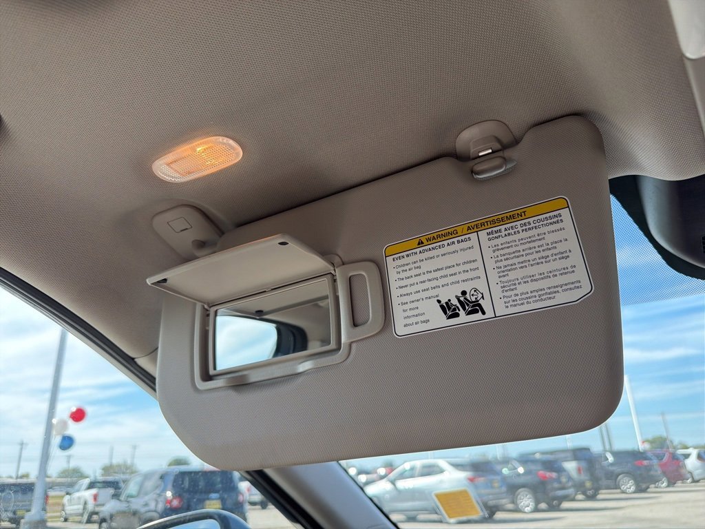 Used 2023 Nissan Rogue SL w/ SL Premium Package image 32