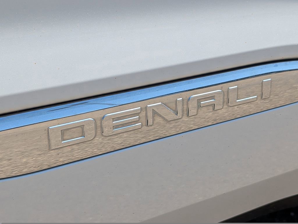 Used 2019 GMC Acadia Denali w/ Technology Package image 16