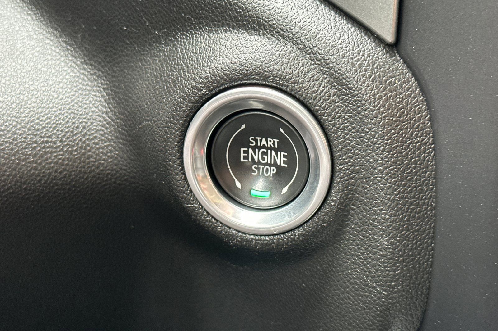 Certified 2021 Chevrolet Silverado 1500 RST w/ Convenience Package II image 29