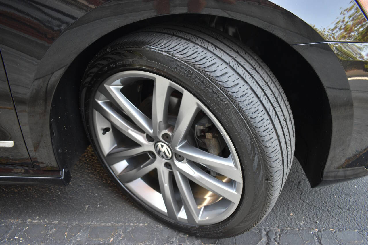 Used 2017 Volkswagen Passat 1.8T R-Line FWD image 43