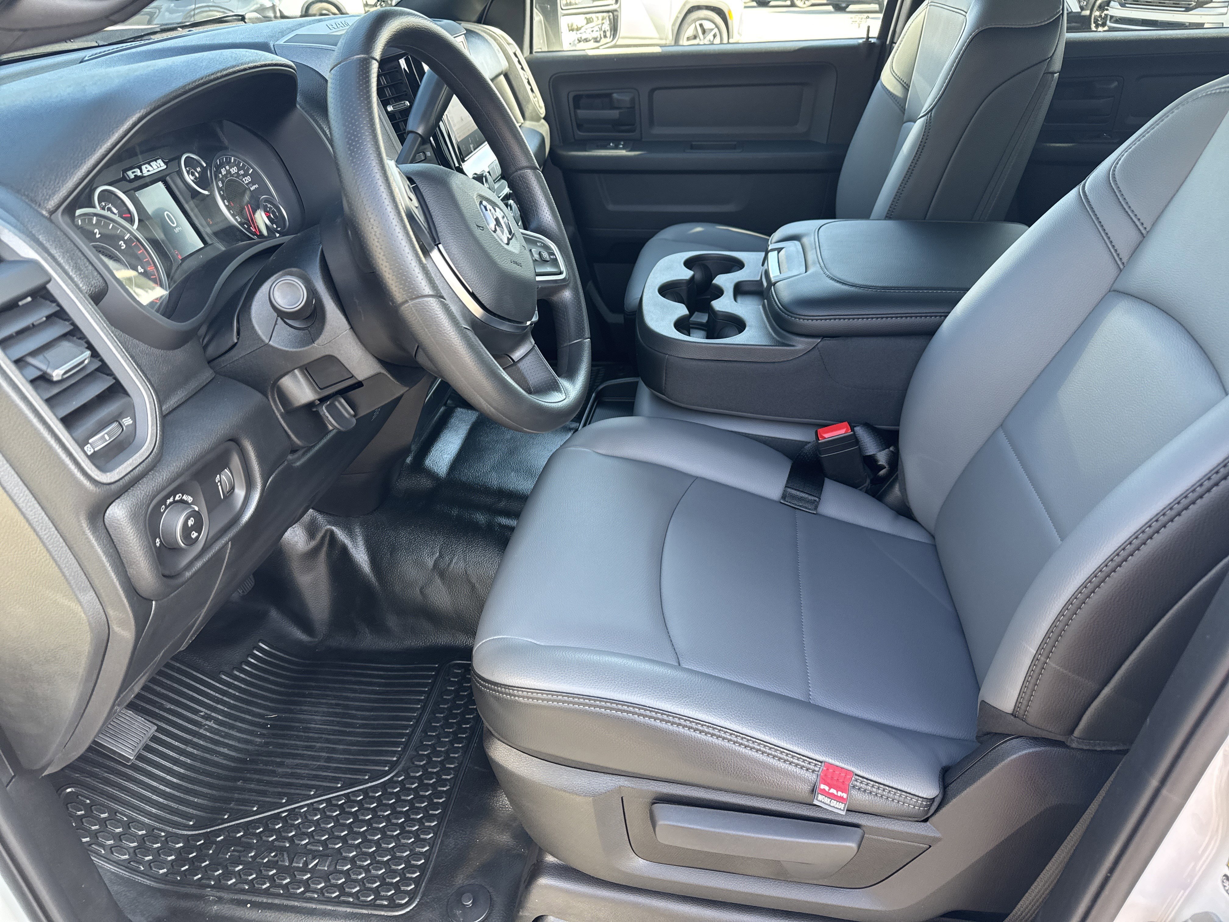New 2026 RAM 3500 Tradesman AWD/4WD image 11