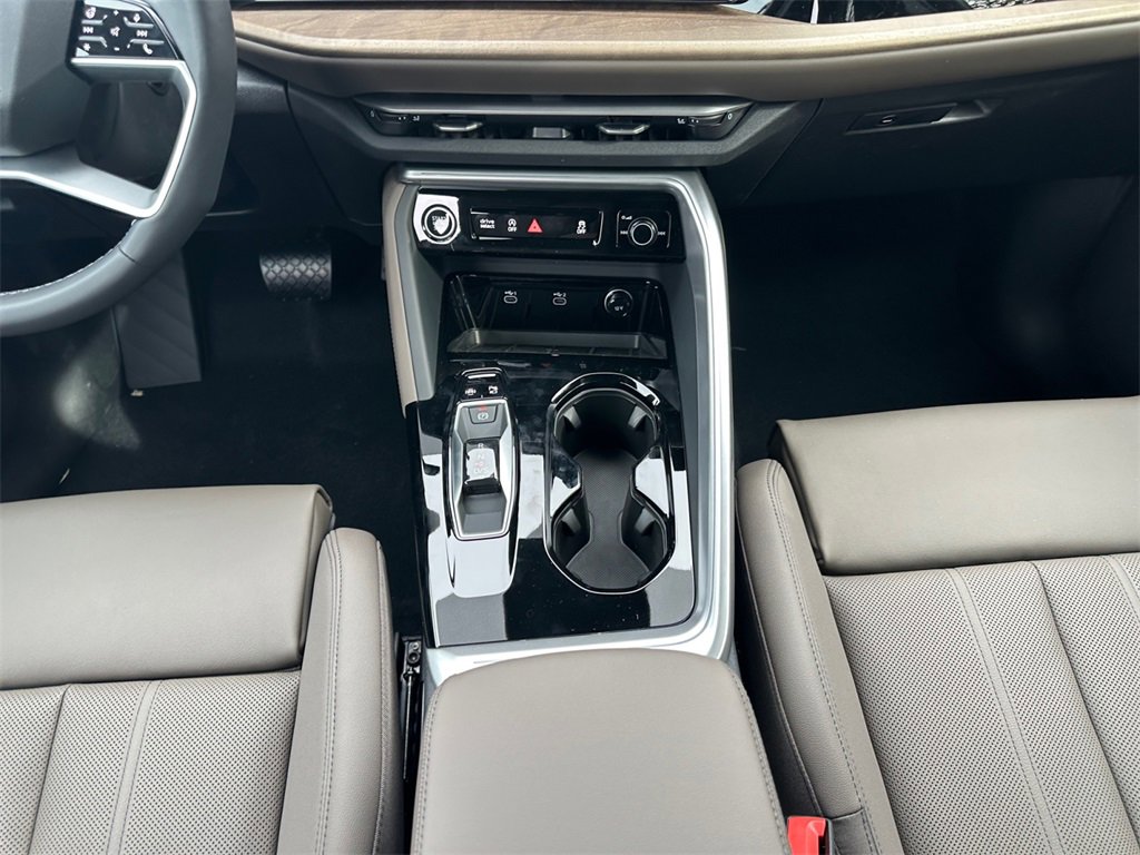 New 2025 Audi Q5 2.0T Premium Plus image 11