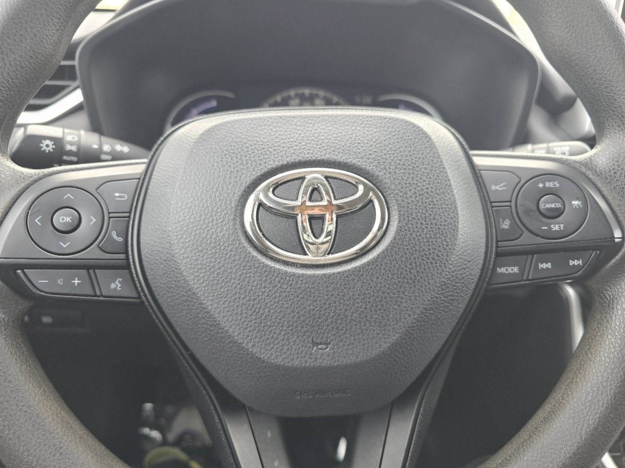 Used 2023 Toyota RAV4 AWD Hybrid image 26