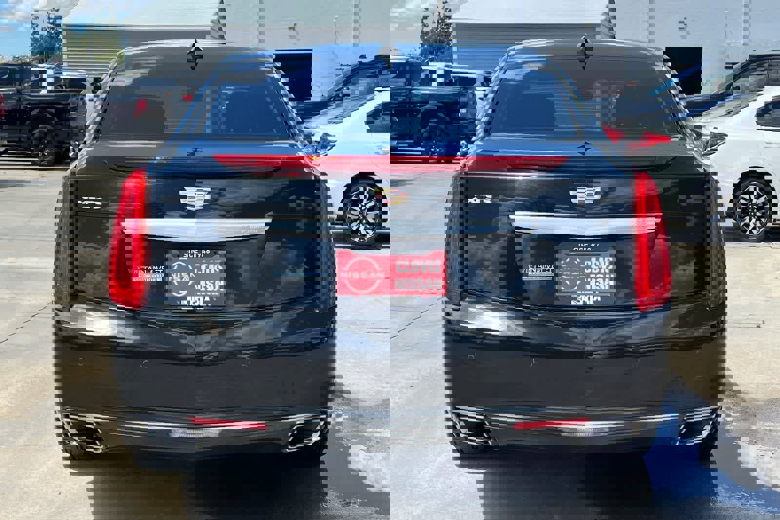 Used 2017 Cadillac XTS Luxury FWD image 8