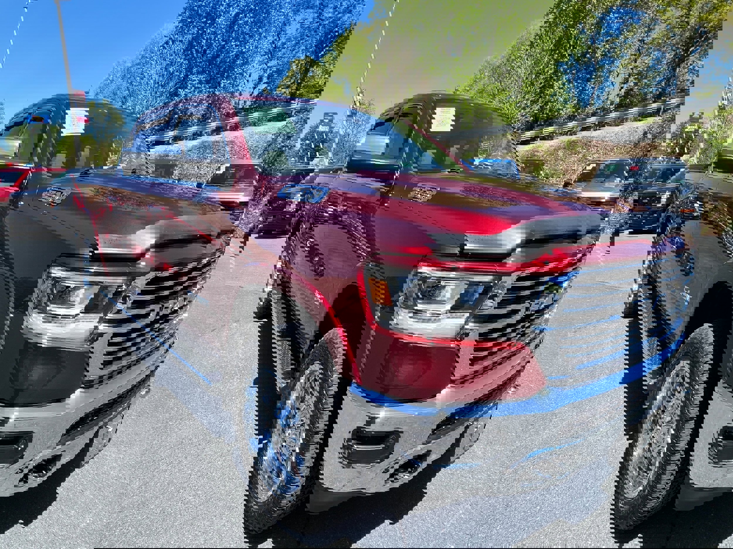 Used 2019 RAM 1500 Laramie AWD/4WD image 3