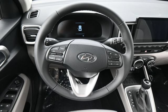 New 2026 Hyundai Venue SEL FWD image 13