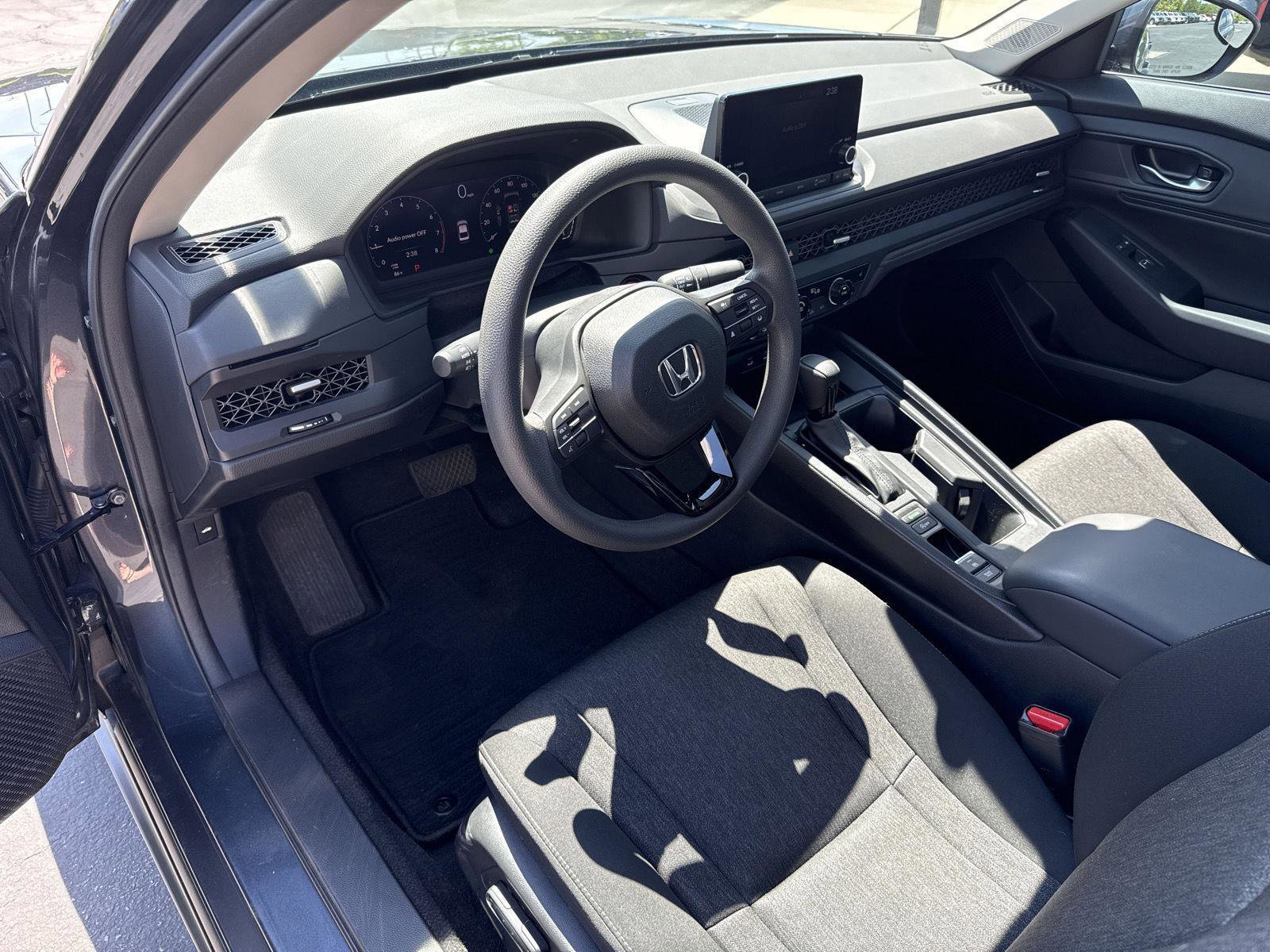Used 2023 Honda Accord EX image 13