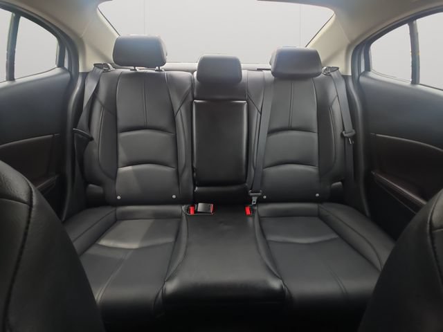 Used 2017 MAZDA MAZDA3 Grand Touring FWD image 16