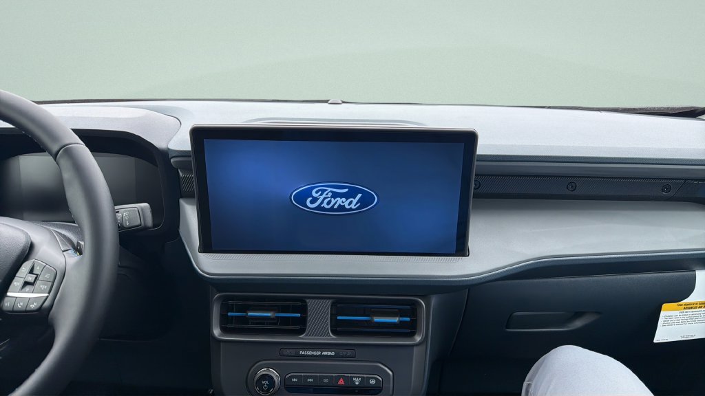 New 2026 Ford Maverick Lobo AWD/4WD image 26