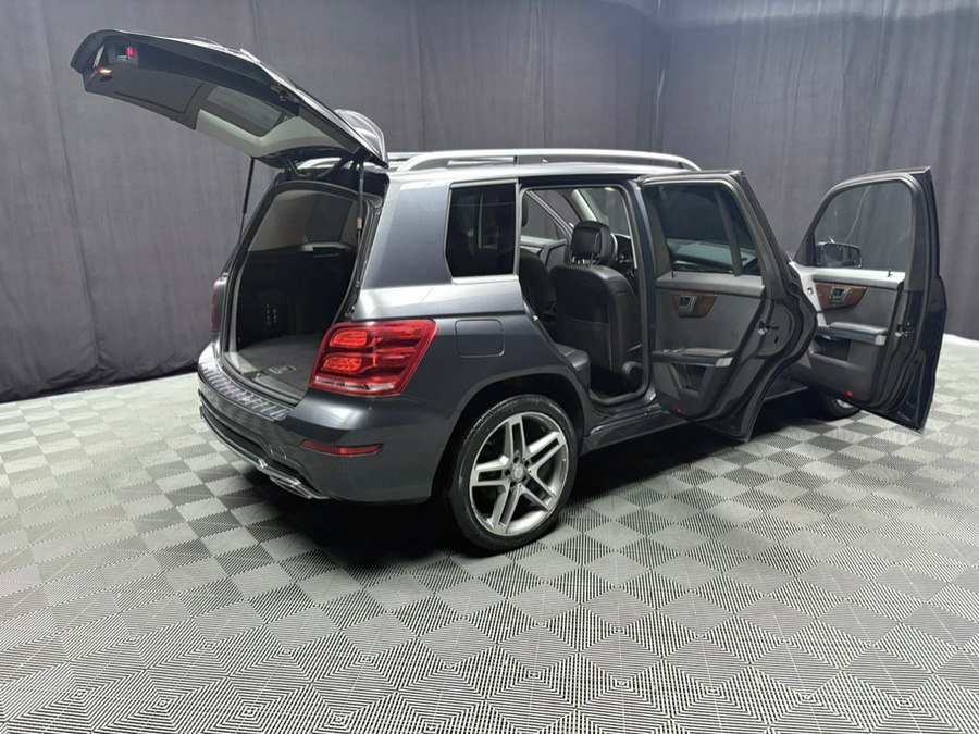 Used 2014 Mercedes-Benz GLK 350 4MATIC w/ Sport Package w/ Premium 1 Package image 22
