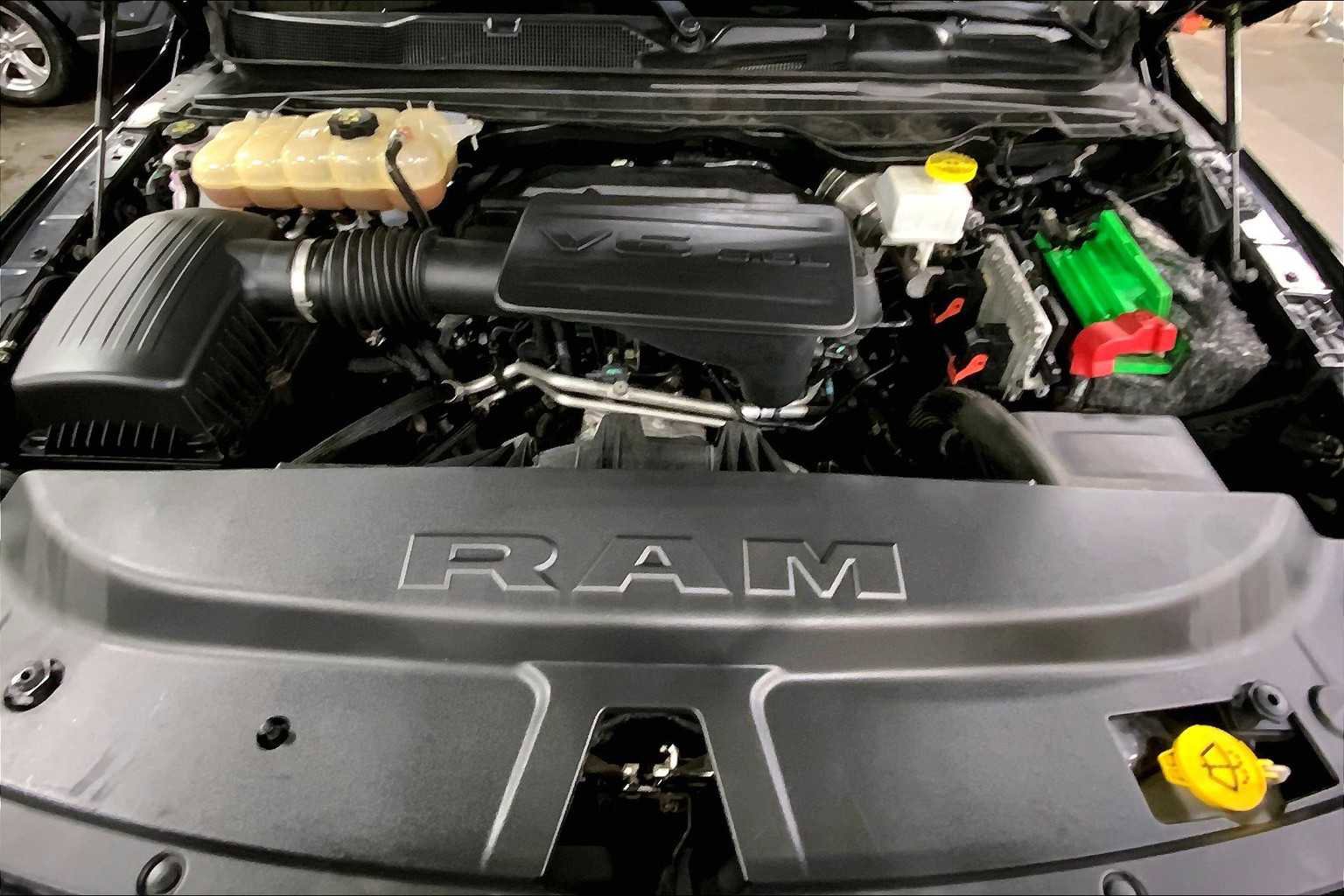 Used 2019 RAM 1500 Laramie w/ Sport Appearance Package image 31