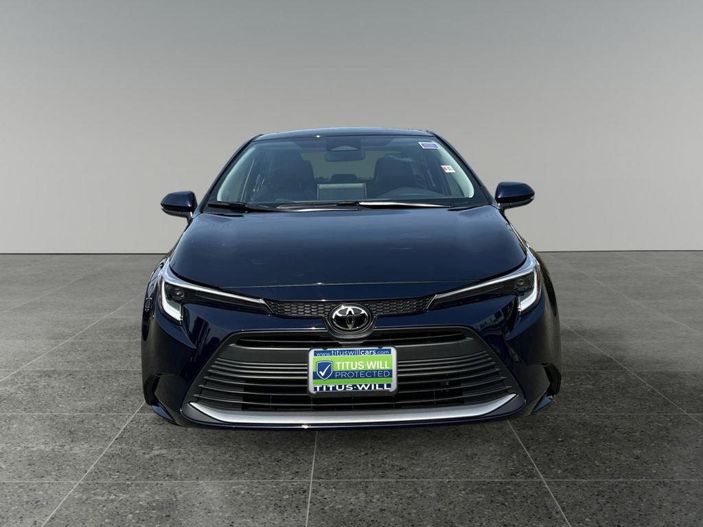 Used 2026 Toyota Corolla XLE FWD image 2