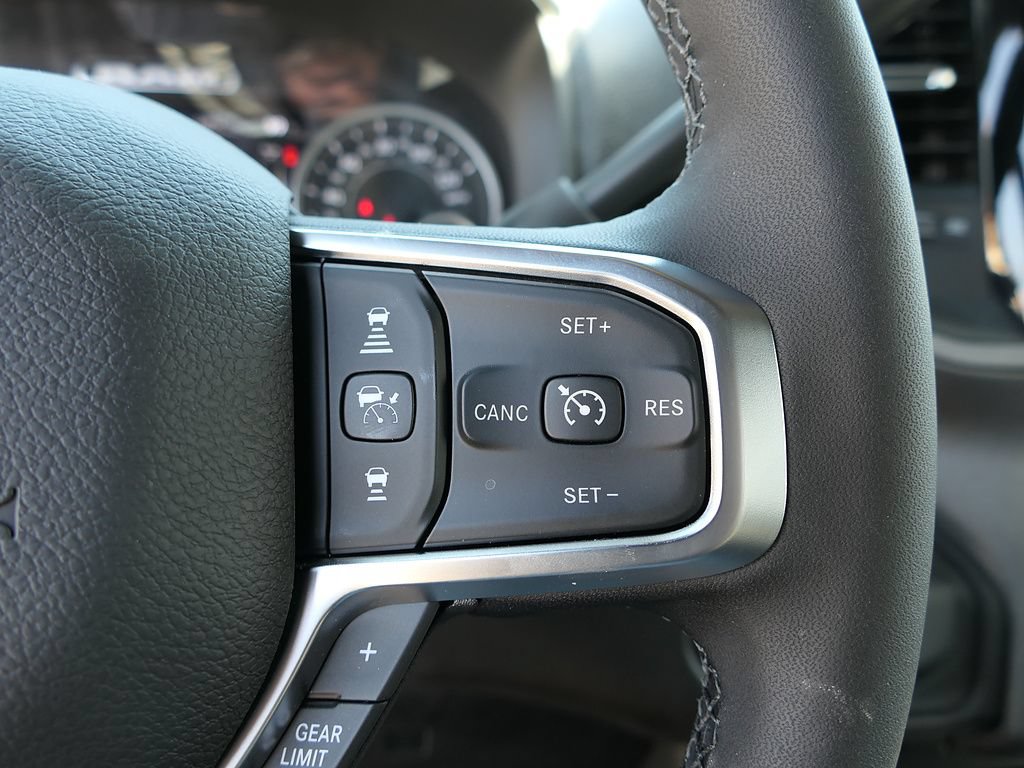 New 2026 RAM 5500 Tradesman w/ Safety Group AWD/4WD image 18