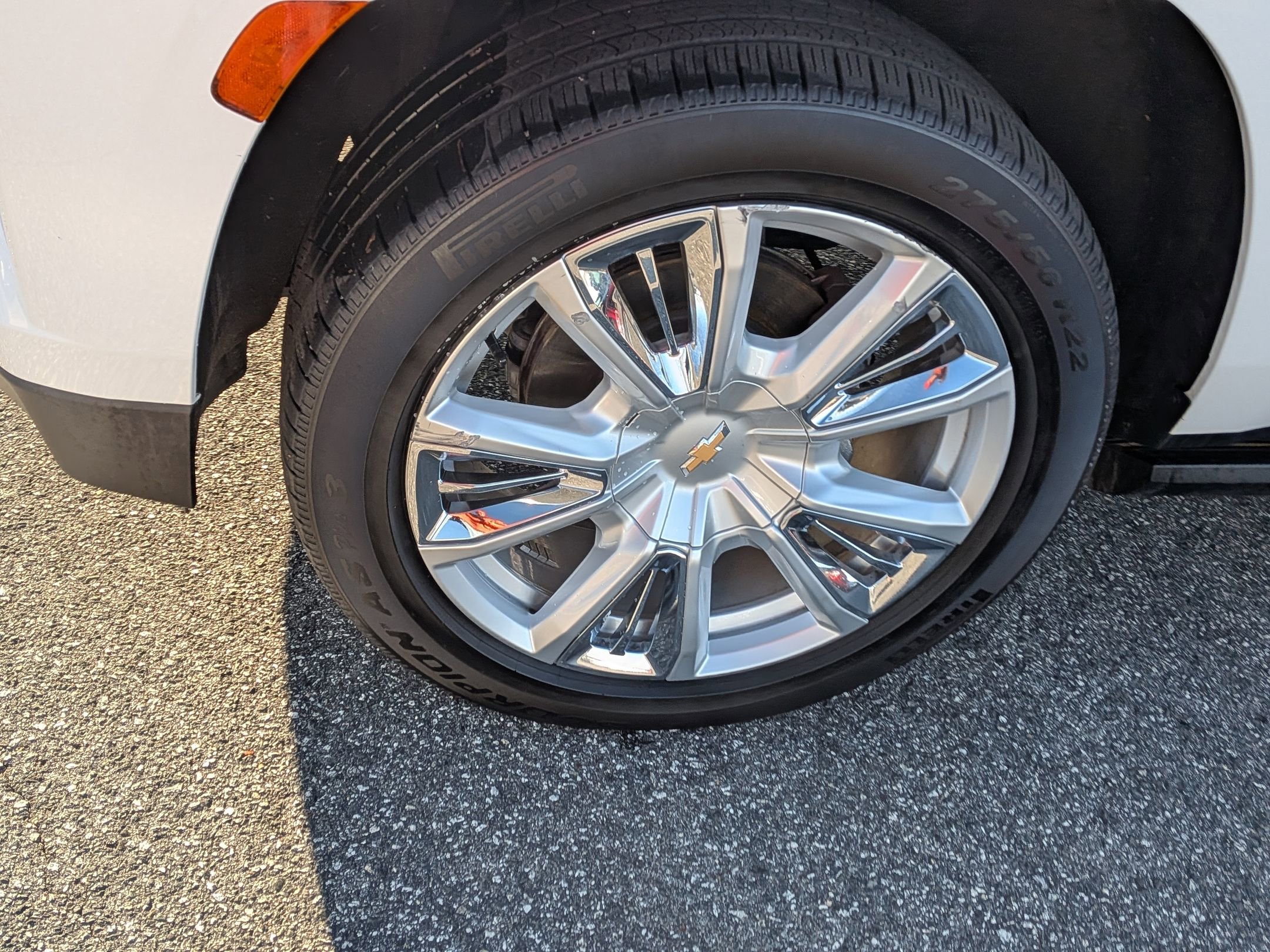 Used 2021 Chevrolet Tahoe High Country w/ Premium Package image 12